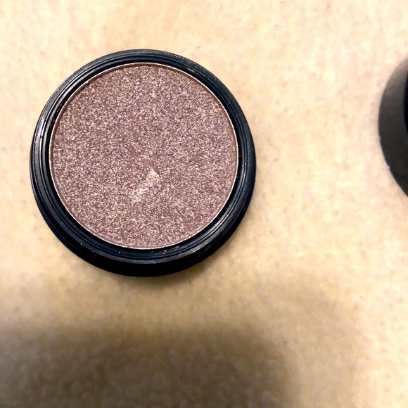 $5/30 New in box SPACE CASE cosmetic eye shadow - Picture 3 of 6